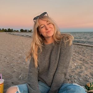 Meet your Posher, Julianna